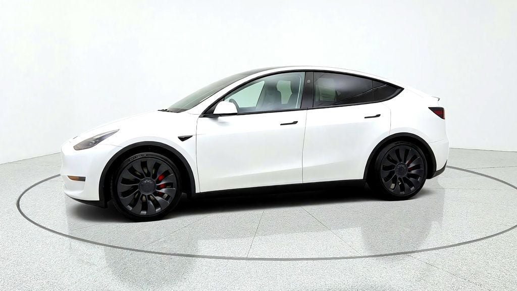 Used 2023 Tesla Model Y Long Range AWD/4WD image 8