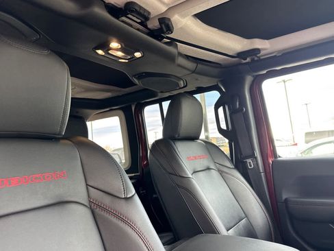 Used 2021 Jeep Wrangler Unlimited Rubicon image 17