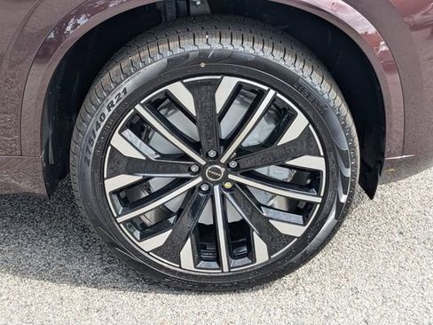 Certified 2025 Volvo XC90 B5 Core w/ Protection Package Premier image 13