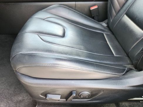 Used 2025 Hyundai Elantra Limited FWD image 20