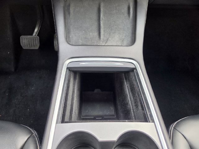 Used 2023 Tesla Model Y Long Range AWD/4WD image 26