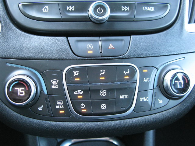 Used 2024 Chevrolet Malibu LT FWD image 19