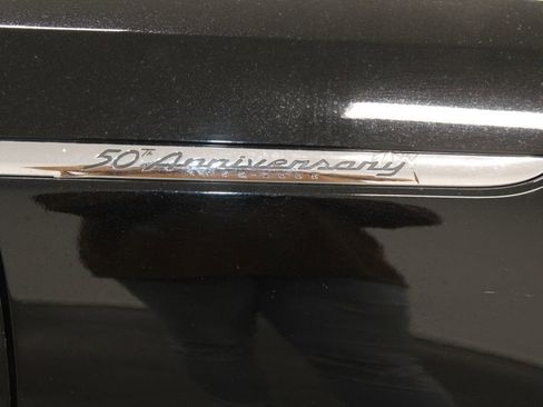 Used 2005 Ford Thunderbird image 12