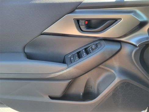 New 2025 Subaru Impreza 2.0i image 9