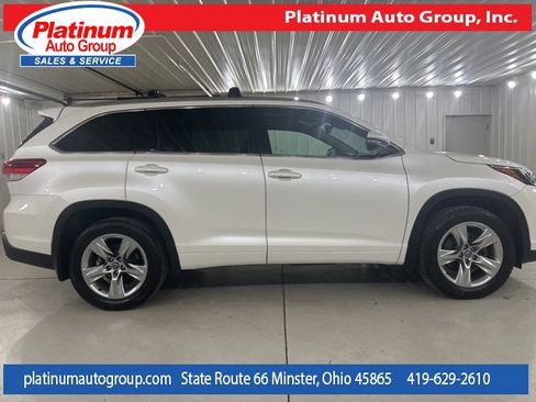 Used 2018 Toyota Highlander Limited image 6