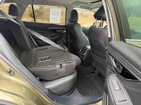 Used 2020 Subaru Outback Limited image 21