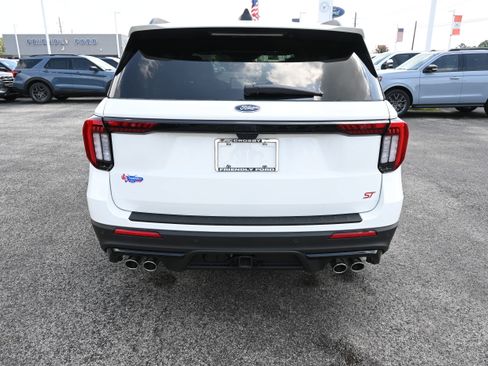 New 2026 Ford Explorer ST w/ Sun And Sound Package AWD/4WD image 4