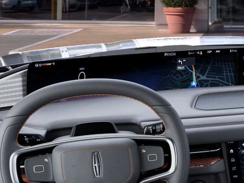 New 2027 Lincoln Navigator L Black Label AWD/4WD image 13