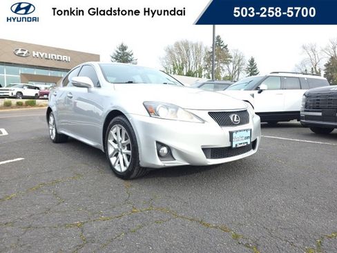 Used 2011 Lexus IS 250 AWD w/ Premium Pkg Value Edition image 2