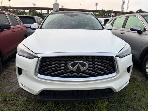 Used 2021 INFINITI QX50 Luxe FWD image 2