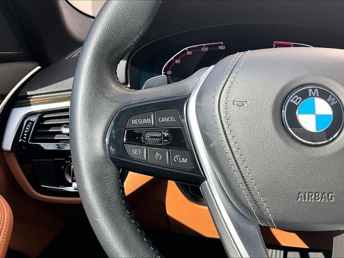 Used 2023 BMW 530i w/ Convenience Package RWD image 18