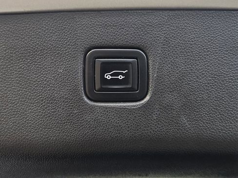 Used 2022 Chevrolet Blazer Premier w/ Enhanced Convenience Package image 41