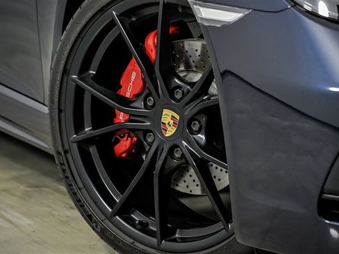 Used 2019 Porsche 718 Cayman GTS RWD image 3