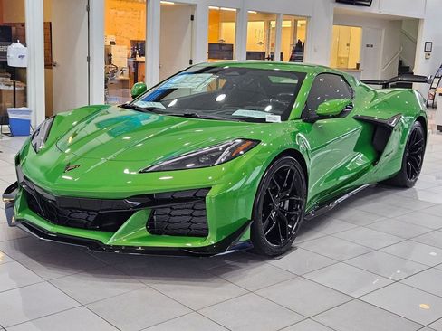 New 2026 Chevrolet Corvette Z06 w/ Z07 Performance Package image 2