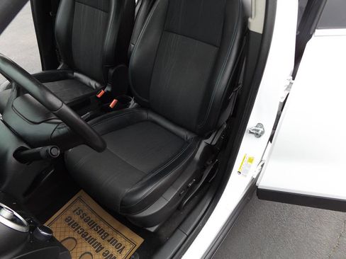 Used 2016 Chevrolet Trax LT w/ LT Sun and Sound Package image 13