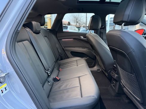 Used 2023 Audi Q4 e-tron Premium Plus w/ Premium Plus image 16