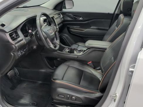 Used 2023 GMC Acadia AT4 w/ GMC Pro Grade Package AWD/4WD image 9
