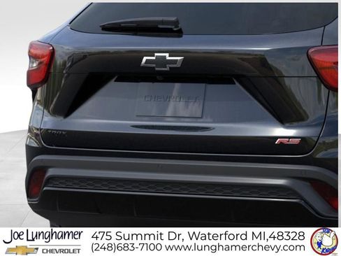 New 2026 Chevrolet Trax RS w/ Sunroof Package FWD image 14