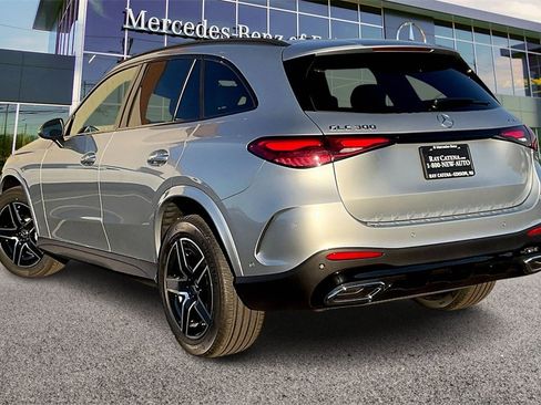 New 2026 Mercedes-Benz GLC 300 4MATIC image 3