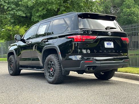 Used 2023 Toyota Sequoia TRD Pro AWD/4WD image 7