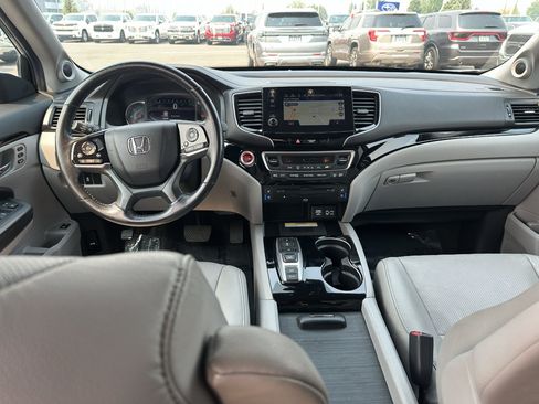 Used 2022 Honda Pilot Elite image 22
