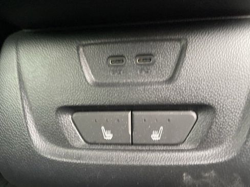 Used 2024 Chevrolet Blazer EV RS image 38