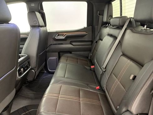 Certified 2023 Chevrolet Silverado 1500 High Country w/ High Country Premium Package image 18