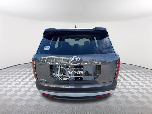 New 2026 Hyundai Palisade SE image 6