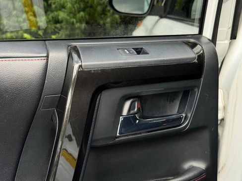 Used 2016 Toyota 4Runner 4WD image 30