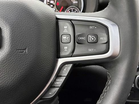 Used 2025 RAM 1500 Big Horn AWD/4WD image 29