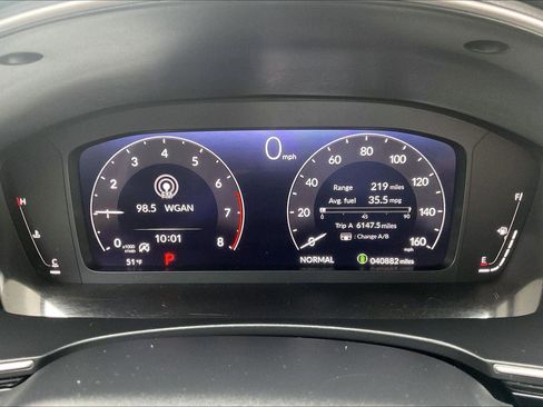 Used 2023 Honda Civic Touring image 22