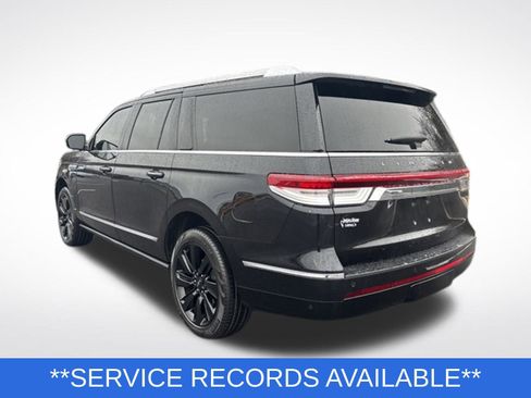 Certified 2024 Lincoln Navigator L Reserve AWD/4WD image 3