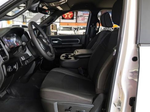 Used 2025 RAM 2500 Big Horn AWD/4WD image 6