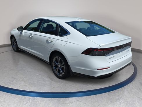 Used 2023 Honda Accord EX-L image 7