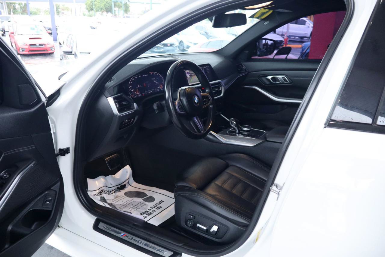Used 2020 BMW M340i RWD image 16