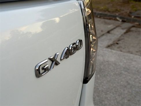 Used 2022 Lexus GX 460 Luxury image 11