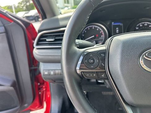 Used 2024 Toyota Camry SE FWD image 20