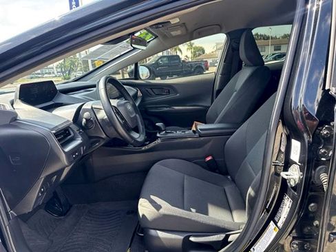 Used 2023 Toyota Prius LE FWD image 11