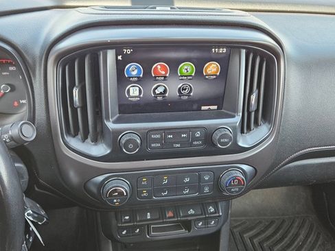 Used 2015 GMC Canyon SLE w/ All-Terrain Package image 14