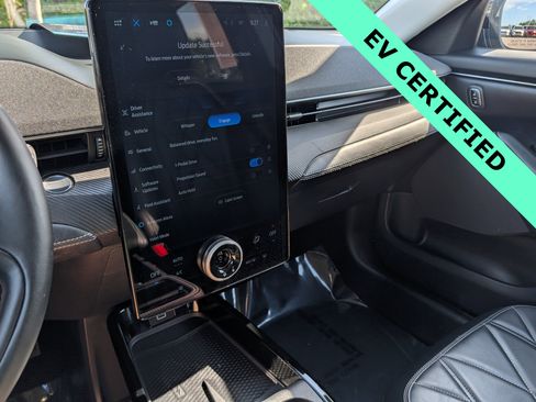 Certified 2025 Ford Mustang Mach-E Select RWD image 29
