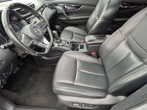 Used 2022 Nissan Rogue Sport SL w/ Premium Package AWD/4WD image 11