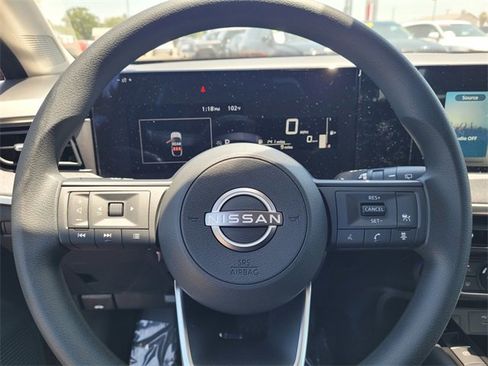 New 2025 Nissan Kicks SV image 12