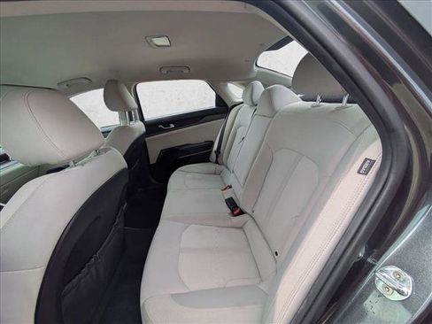 Used 2022 Kia K5 LXS FWD image 14