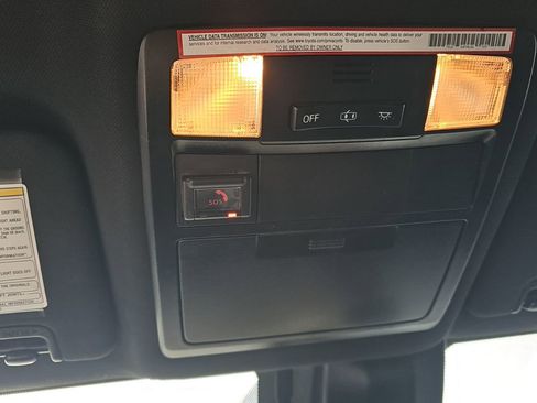 Used 2020 Toyota Tacoma TRD Sport image 21