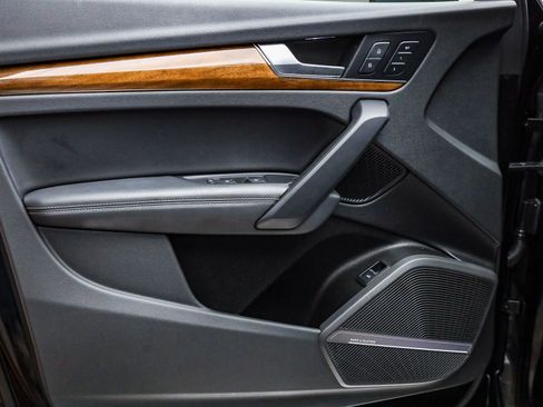 Used 2023 Audi Q5 2.0T Premium Plus w/ Premium Plus Package image 21