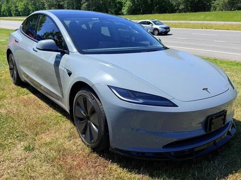 Used 2024 Tesla Model 3 Long Range AWD/4WD image 3