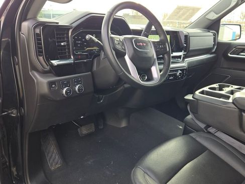 Used 2025 GMC Sierra 1500 SLT image 20