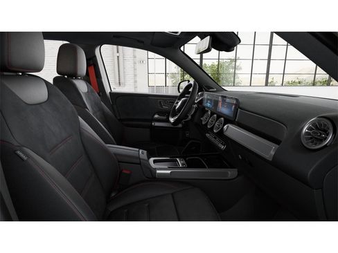 New 2025 Mercedes-Benz GLB 35 AMG 4MATIC image 4