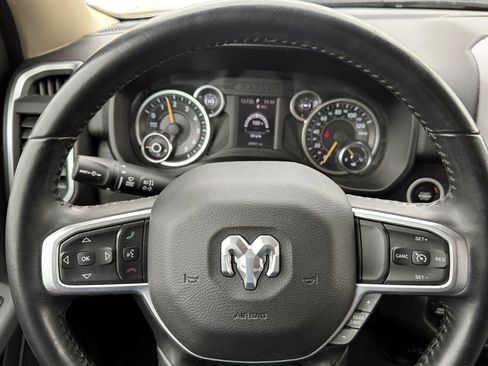 Used 2019 RAM 1500 Big Horn image 18