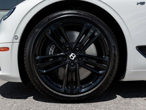 Certified 2022 Bentley Continental GT AWD/4WD image 6